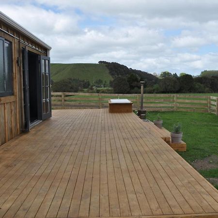 Renagour Cottage - Farmstay With Hot Tub! Whanganui Eksteriør billede