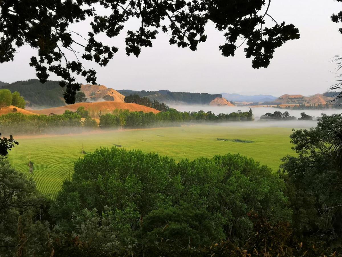 Renagour Cottage - Farmstay With Hot Tub! Whanganui Eksteriør billede